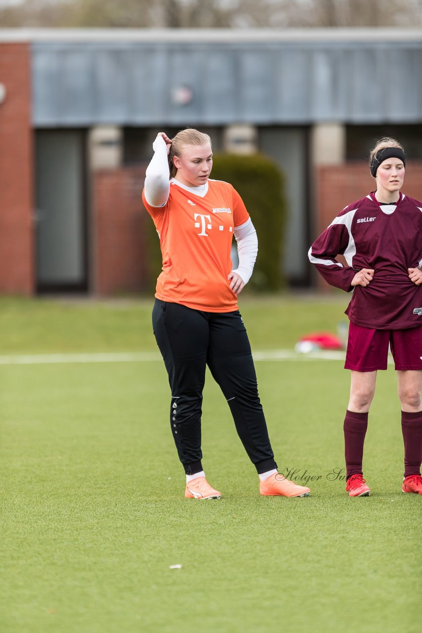 Bild 151 - Co-Trainerin der Frauen Nationalmannschaft Britta Carlson in Wahlstedt